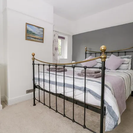 Crossways Holiday home *